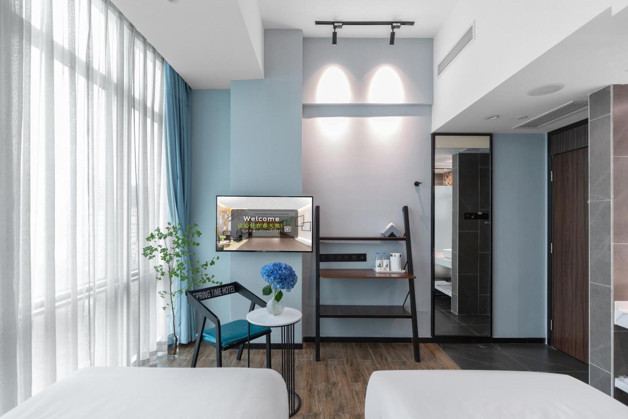 Spring Time Hotel Гуанджоу Екстериор снимка