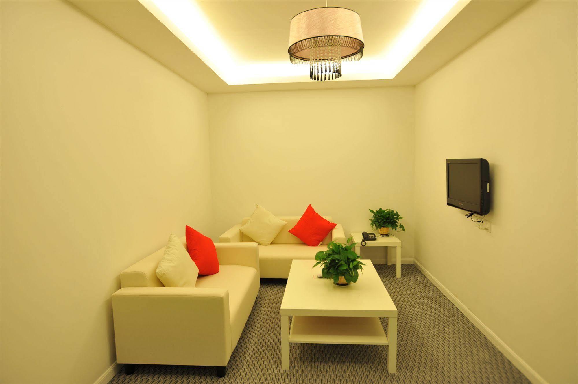 Spring Time Hotel Гуанджоу Екстериор снимка